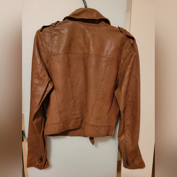 Leather Jacket - Picture 3 of 6